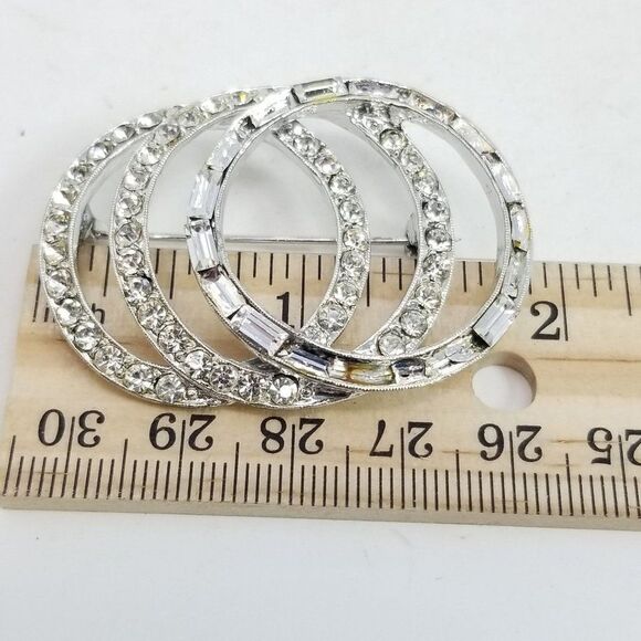 Vintage Triple Ring Silver Tone Rhinestone Brooch, Missing Stones, Estate - Picture 5 of 6